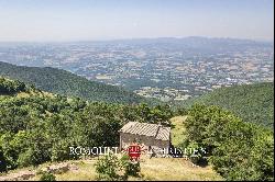 FORMER CONVENT FOR SALE IN SPOLETO, UMBRIA