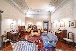 LUXURY PROPERTY FOR SALE TWO STEPS FROM PIAZZA DELLA SIGNORIA, FLORENCE