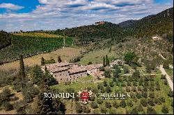 ESTATE WITH RURAL HAMLET FOR SALE IN GAIOLE IN CHIANTI, TUSCANY