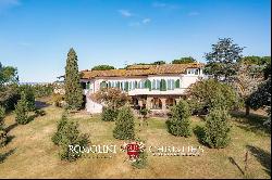 LUXURY VILLA WITH TENNIS COURT FOR SALE IN VINCI, TUSCANY