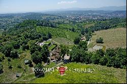 21-HECTARE FARM WITH HOBBY VINEYARD FOR SALE IN TUSCANY