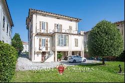 ART NOUVEAU VILLA WITH GARDEN AND GARAGE FOR SALE IN LUCCA