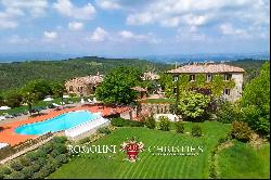 RESTORED HAMLET, ESTATE FOR SALE CHIANTI HILLS, SIENA