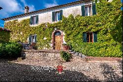 RESTORED HAMLET, ESTATE FOR SALE CHIANTI HILLS, SIENA