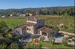 SUSTAINABLE FARMHOUSE FOR SALE IN ANGHIARI, TUSCANY