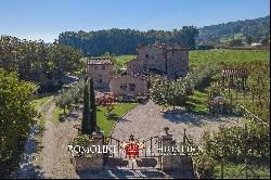 SUSTAINABLE FARMHOUSE FOR SALE IN ANGHIARI, TUSCANY