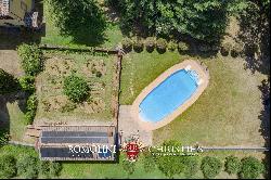 PERIOD VILLA WITH POOL AND GUESTHOUSE FOR SALE TUSCANY, AREZZO