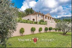 LUXURY MANSION FOR SALE IN FLORENCE, TUSCANY