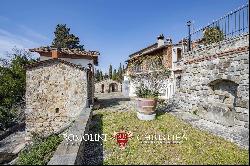 RESTORED HAMLET FOR SALE 30 MINUTES FROM FLORENCE, TUSCANY