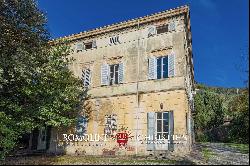 CHARMING HISTORIC VILLA WITH PARK FOR SALE LUCCA, TUSCANY