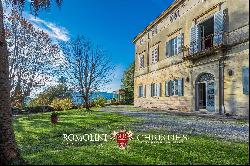 CHARMING HISTORIC VILLA WITH PARK FOR SALE LUCCA, TUSCANY