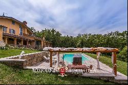 MODERN VILLA WITH POOL FOR SALE IN AREZZO, TUSCANY