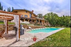 MODERN VILLA WITH POOL FOR SALE IN AREZZO, TUSCANY