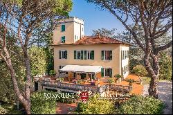 LUXURY RESTORED PERIOD VILLA FOR SALE LUCCA TUSCANY