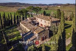 PROPERTY FOR SALE IN SIENA, TUSCANY