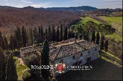 PROPERTY FOR SALE IN SIENA, TUSCANY