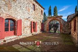 PROPERTY FOR SALE IN SIENA, TUSCANY