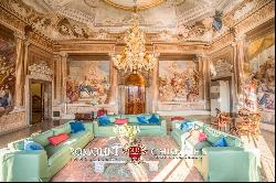 LUXURY APARTMENT FOR SALE GRAND CANAL VENICE