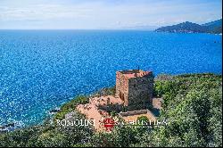 WATERFRONT PROPERTY DIRECT ACCESS TO THE SEA FOR SALE ARGENTARIO TUSCANY