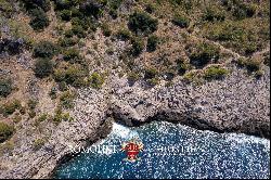 WATERFRONT COASTAL WINE ESTATE, VILLAS SEA ACCESS FOR SALE ARGENTARIO TUSCANY