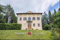 PERIOD VILLA WITH PARK FOR SALE SANSEPOLCRO TUSCANY