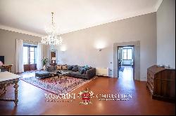 APARTMENTS WITH PANORAMIC VIEWS FOR SALE ON THE HILLS OF FLORENCE