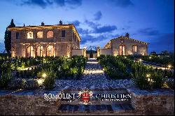 BUONCONVENTO LUXURY VILLA FOR SALE VAL D'ORCIA TUSCANY