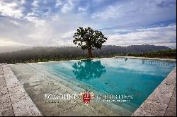 BUONCONVENTO LUXURY VILLA FOR SALE VAL D'ORCIA TUSCANY