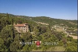 HISTORIC VILLA FOR SALE IN CITTÀ DI CASTELLO, UMBRIA