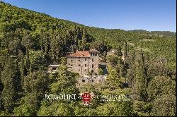 HISTORIC VILLA FOR SALE IN CITTÀ DI CASTELLO, UMBRIA