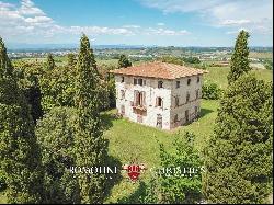 PERIOD VILLA TO BE RESTORED FOR SALE IN CHIANTI