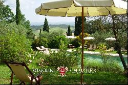 TUSCAN BOUTIQUE HOTEL FOR SALE SAN GIMIGNANO, TUSCANY