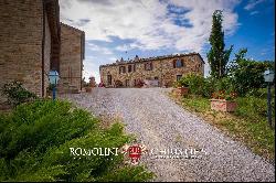 ESTATE AGRITURISMO FOR SALE MONTALCINO, TUSCANY, BRUNELLO