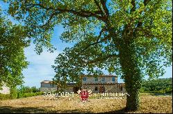 ESTATE WITH TWO HAMLETS FOR SALE NEAR AREZZO, TUSCANY