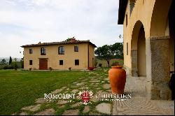 LEOPOLDINA WITH POOL FOR SALE, VALDARNO, TUSCANY