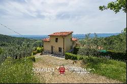 FLORENCE: AGRITURISMO WITH POOL AND OLIVE GROVE, TUSCANY