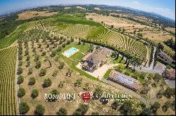 BEAUTIFUL WINE RESORT FOR SALE IN TUSCANY, SIENA, STATE OF THE ART WINERY, 25 HECTARES OF