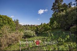 VILLA WITH PANORAMIC VIEW FOR SALE IN ANGHIARI, TUSCANY