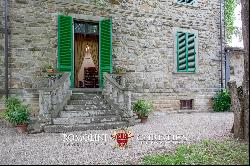 VILLA WITH PANORAMIC VIEW FOR SALE IN ANGHIARI, TUSCANY