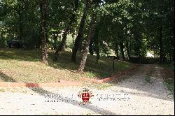 MODERN VILLA FOR SALE IN AREZZO, TUSCANY