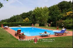 TUSCANY: LUXURY VILLA WITH PANORAMIC VIEW AND TENNIS COURT FOR SALE, AREZZO, POOL, OLIVE 