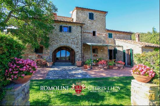 TUSCANY: LUXURY VILLA WITH PANORAMIC VIEW AND TENNIS COURT FOR SALE, AREZZO, POOL, OLIVE 