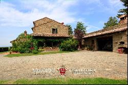 TUSCANY: LUXURY VILLA WITH PANORAMIC VIEW AND TENNIS COURT FOR SALE, AREZZO, POOL, OLIVE 