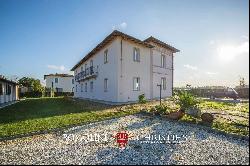 ECO-FRIENDLY VILLA FOR SALE IN PISA, TUSCANY, NOT FAR FROM THE SEA