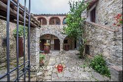 HAMLET SALE TUSCANY, CELLAR, HORSE RIDING CENTRE, TENNIS