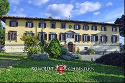 HAMLET SALE TUSCANY, CELLAR, HORSE RIDING CENTRE, TENNIS