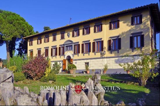 HAMLET SALE TUSCANY, CELLAR, HORSE RIDING CENTRE, TENNIS