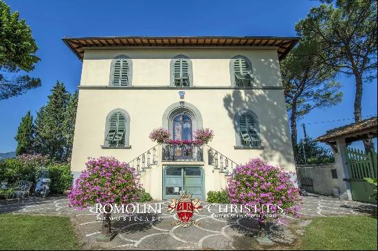 LUXURY VILLA FOR SALE FLORENCE. RENTAL BUSINESS CLOSE THE MALL OUTLET