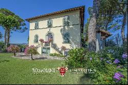 LUXURY VILLA FOR SALE FLORENCE. RENTAL BUSINESS CLOSE THE MALL OUTLET