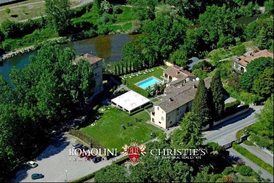 HISTORICAL PROPERTY WITH VILLA AND TOWER FOR SALE IN TUSCANY